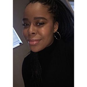 Meet your Posher, Trintrinitee